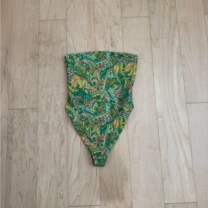 Skatie strapless one piece